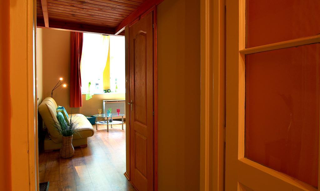 R7 Apartment Budapeste Quarto foto
