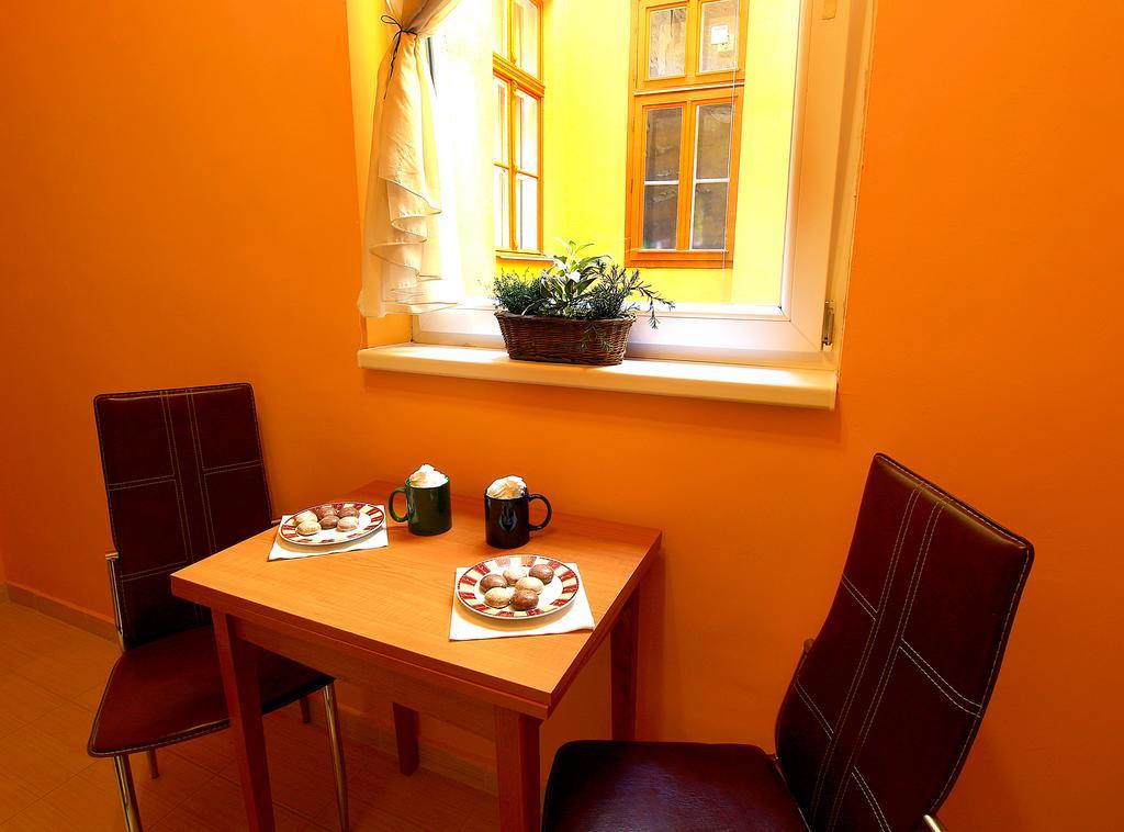 R7 Apartment Budapeste Quarto foto